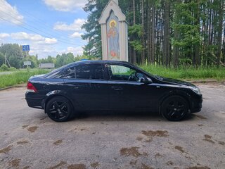 2013 Opel Astra H Рестайлинг, чёрный, 590000 рублей, вид 4
