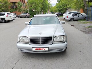 1993 Mercedes-Benz S-Класс 500 III (W140), серебристый, 1000000 рублей, вид 1