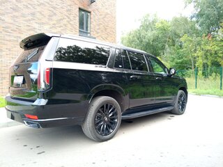 2020 Cadillac Escalade ESV V, чёрный, 5800000 рублей, вид 3