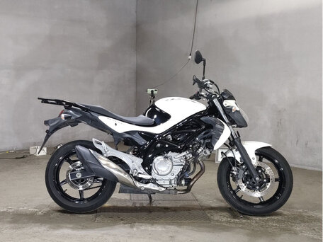 2012 Suzuki SFV 650 Gladius, белый, 550000 рублей, вид 1