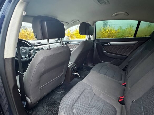 2014 Volkswagen Passat B7, синий, 1199000 рублей - вид 23