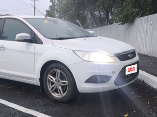 2008 Ford Focus II Рестайлинг, белый, 420000 рублей, вид 2