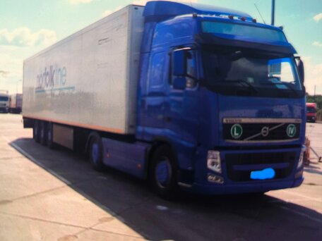 2013 Volvo FH, синий, 5000000 рублей, вид 2