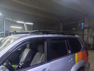 2005 Toyota Land Cruiser Prado 120 Series, серебристый, 2000000 рублей, вид 4