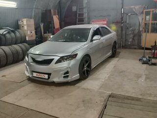 2006 Toyota Camry VI (XV40), серебристый, 1350000 рублей, вид 2