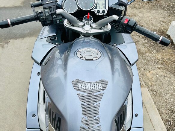 2006 Yamaha FJR1300, серебристый, 560000 рублей - вид 9