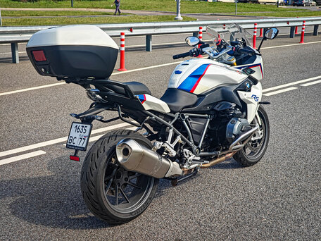 2016 BMW R 1200 RS, белый, 1150000 рублей, вид 4