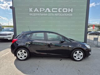 2010 Opel Astra J, чёрный, 745000 рублей, вид 4