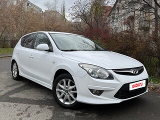 2010 Hyundai i30 I Рестайлинг, белый, 820000 рублей, вид 3
