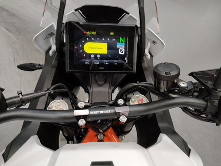 2023 KTM 1290 Super Adventure R, белый, 1650000 рублей, вид 5