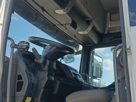 2022 Sinotruk Sitrak C7H, белый, 3900000 рублей, вид 5