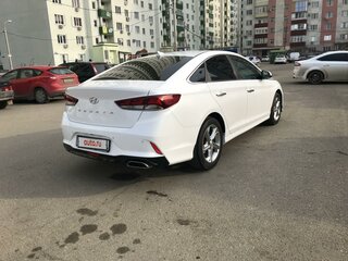 2017 Hyundai Sonata VII (LF) Рестайлинг, белый, 1950000 рублей, вид 5