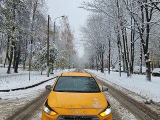 2018 Hyundai Solaris II, жёлтый, 770000 рублей, вид 5