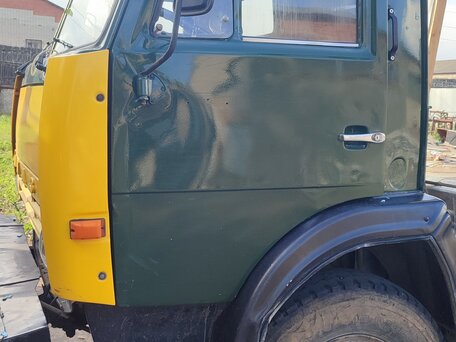 1990 КамАЗ 55102, зелёный, 600000 рублей, вид 4