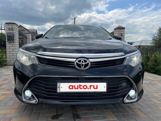 2016 Toyota Camry VII (XV50) Рестайлинг, чёрный, 2050000 рублей, вид 2