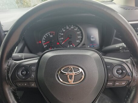 2022 Toyota Corolla XII (E210), серый, 1630000 рублей, вид 3