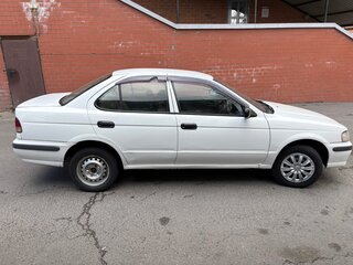 1999 Nissan Sunny B15, белый, 190000 рублей, вид 3