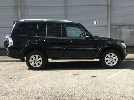 2011 Mitsubishi Pajero IV, чёрный, 1439000 рублей, вид 4
