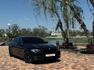 2014 BMW 5 серии 520i VI (F10/F11/F07) Рестайлинг, чёрный, 2190000 рублей, вид 5