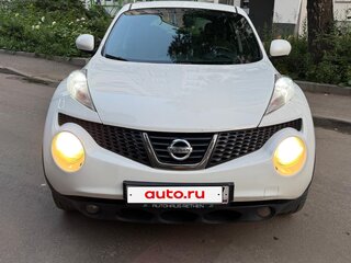 2013 Nissan Juke I, белый, 825000 рублей, вид 2