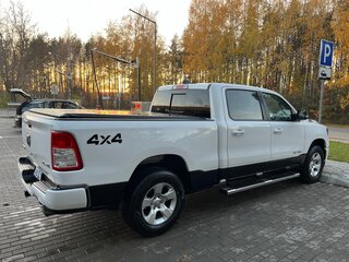 2020 Ram 1500 Crew Cab IV (DS/DJ), белый, 4322908 рублей, вид 5