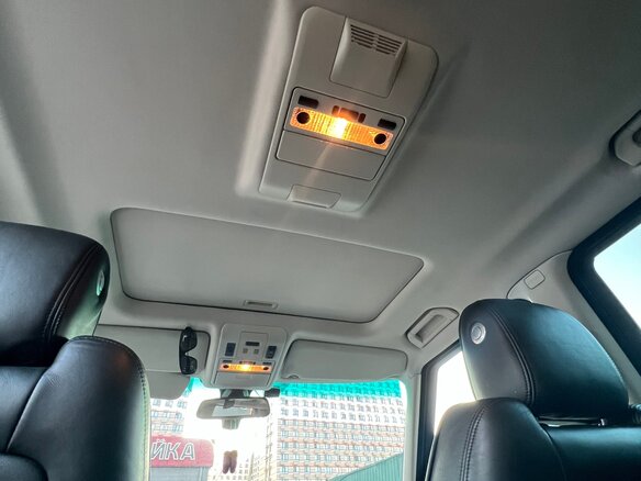 2010 Land Rover Range Rover III Рестайлинг 2, чёрный - вид 23