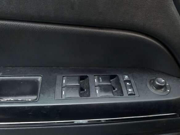 2013 Jeep Liberty (Patriot), чёрный, 1500000 рублей - вид 8