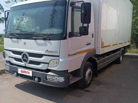 2011 Mercedes-Benz Atego, белый, 4500000 рублей, вид 1