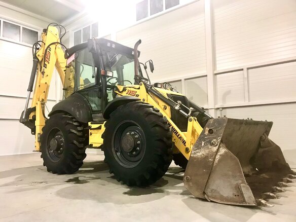 2020 New Holland B115B, жёлтый, 11900000 рублей - вид 1