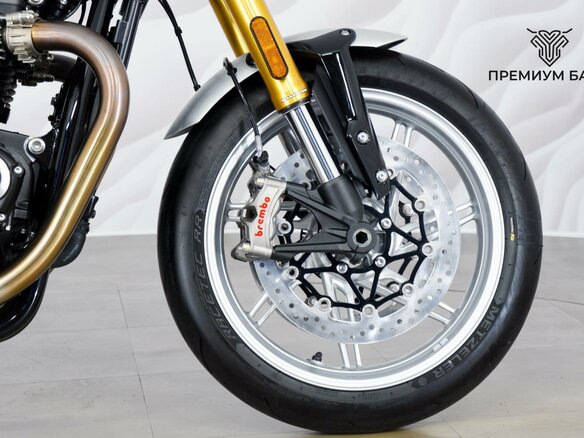 2026 Triumph Speed Twin, зелёный, 2249000 рублей - вид 10