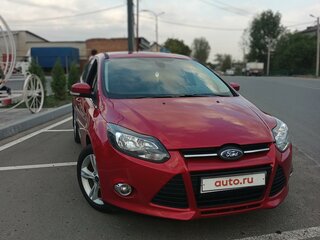 2013 Ford Focus III, красный, 990000 рублей, вид 2