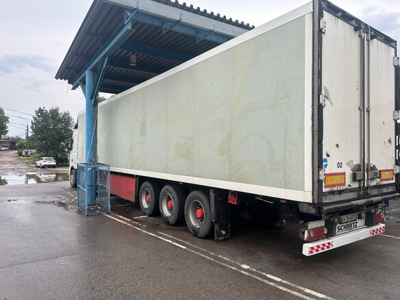 2005 Schmitz Cargobull SKO, белый, 2200000 рублей - вид 1
