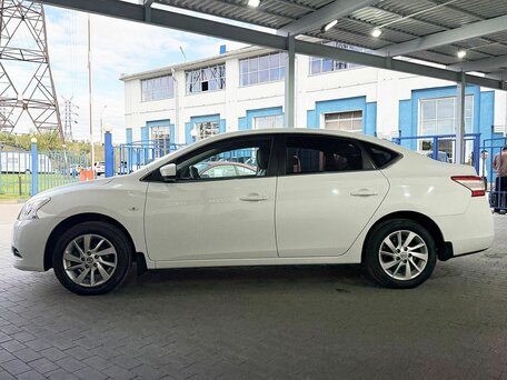 Nissan Sentra VII (B17)