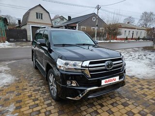 2018 Toyota Land Cruiser 200 Series Рестайлинг 2, чёрный, 6300000 рублей, вид 4