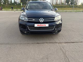 2014 Volkswagen Touareg II, синий, 2000000 рублей, вид 1