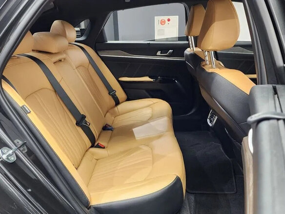 2021 Kia K5 III, серый, 2650000 рублей - вид 17