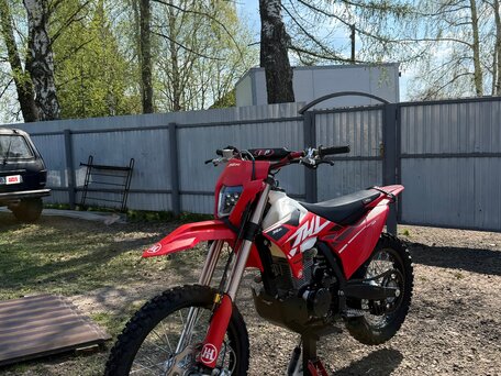 2025 JHL ELX300, красный, 170000 рублей, вид 2