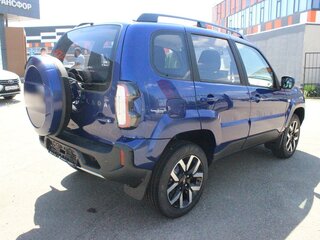 2026 Lada (ВАЗ) Niva Travel I Рестайлинг, синий, 1809000 рублей, вид 3