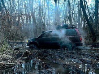 1993 Toyota 4Runner II, красный, 800000 рублей, вид 1