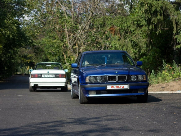 1995 BMW 5 серии 520i III (E34), синий - вид 1