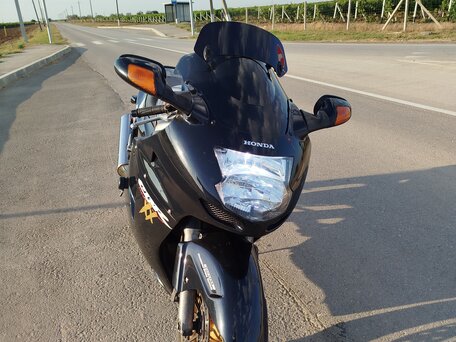 1997 Honda CBR 1100 XX, чёрный, 350000 рублей, вид 1