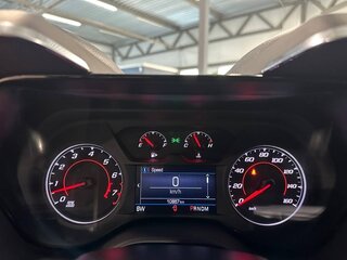 2022 Chevrolet Camaro LT1 VI Рестайлинг, чёрный, 5490000 рублей, вид 3