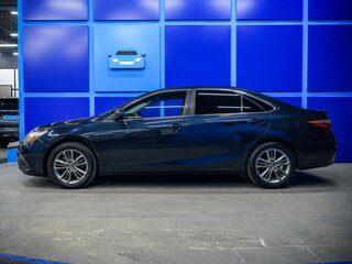 2017 Toyota Camry VII (XV50) Рестайлинг 2, синий, 1580000 рублей, вид 3