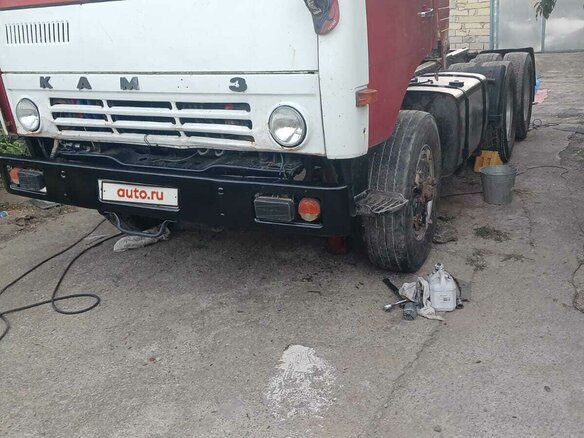 1985 КамАЗ 54112, красный, 650000 рублей - вид 5