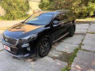 2020 Kia Sorento III Prime Рестайлинг, чёрный, 3500000 рублей, вид 2