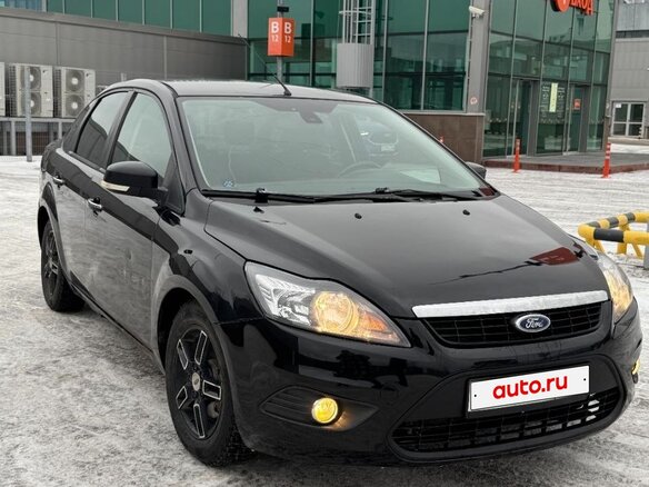 2011 Ford Focus II Рестайлинг, чёрный, 580000 рублей - вид 3