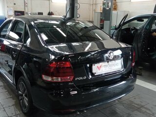 2019 Volkswagen Polo V Рестайлинг, чёрный, 1190000 рублей, вид 4