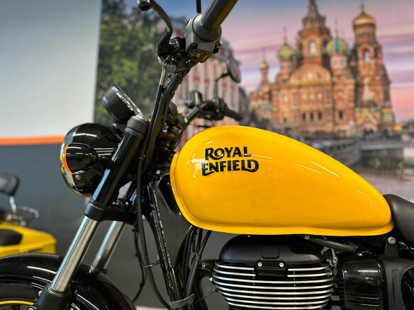 2025 Royal Enfield Meteor, жёлтый, 500000 рублей - вид 29