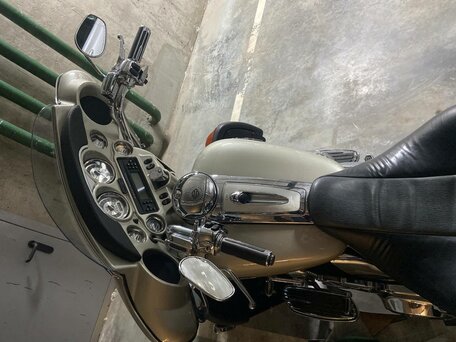 2009 Harley-Davidson Electra Glide, оранжевый, 1250000 рублей, вид 2