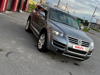 2006 Volkswagen Touareg I, серый, 1120000 рублей, вид 2